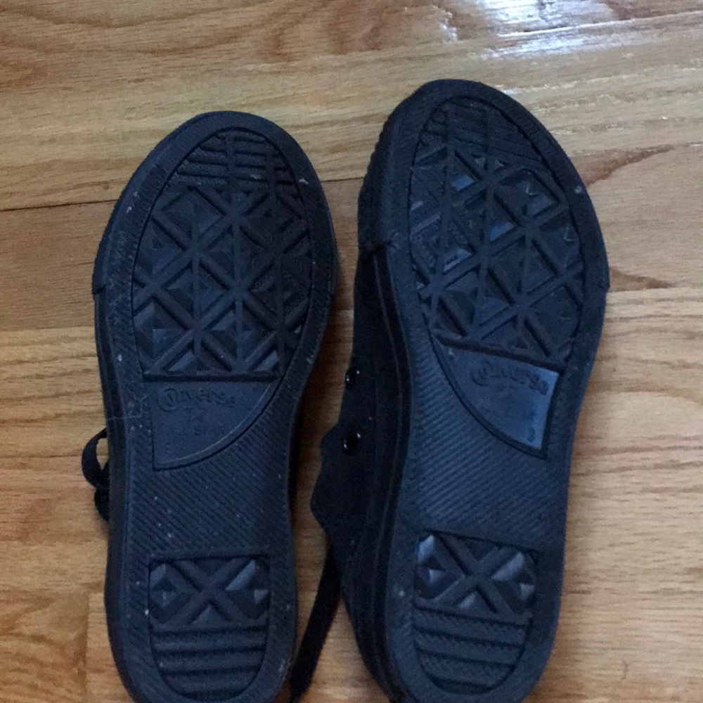 Converse - Picture 3 of 3